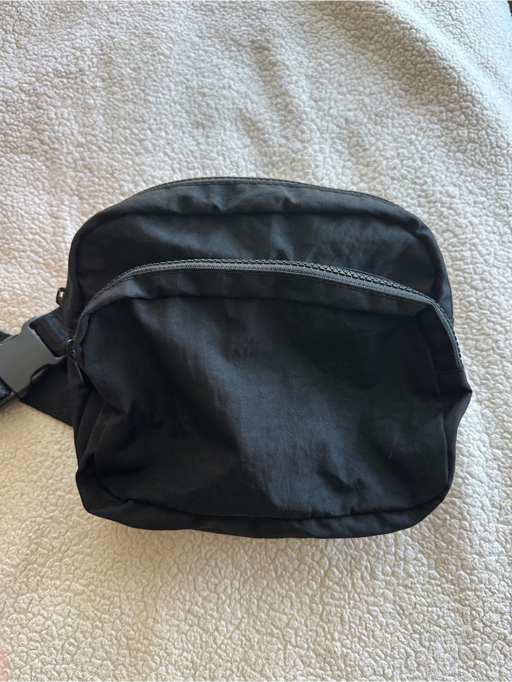 Baggy Fanny Pack in Black